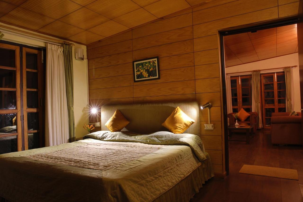 The Lake Resort Naukuchiatal Zewnętrze zdjęcie